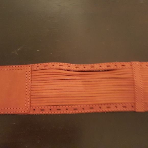 Wide Linea Pelle Belt - Picture 3 of 4